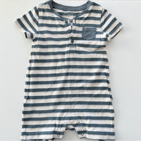 SOLD ! ! ! NEW GAP Baby Kids Cotton One-piece Pants Bundle Size12-18 months EUC - Picture 4 of 11